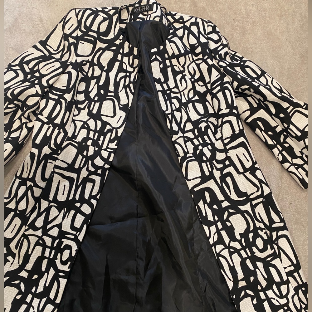 Kasper Monochrome Abstract Blazer